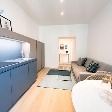 Slataper 9 Tirabora Short Rent Apartment Trieste Exterior photo